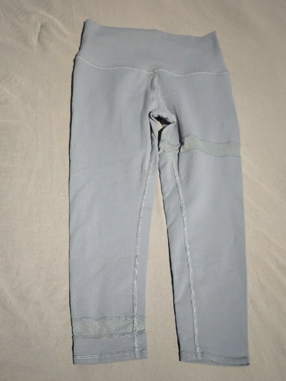 ALO Yoga light blue